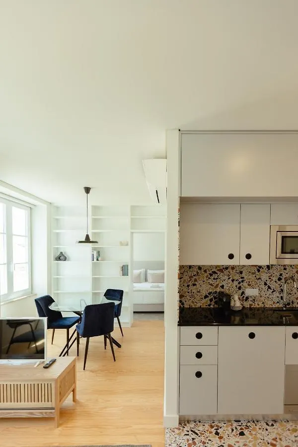 Trindade 19 Apartments - 2A Castelao Lisboa